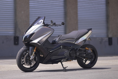 EXTREME TRANSFORMATION : TMAX 530 BULL BCD DESIGN 
